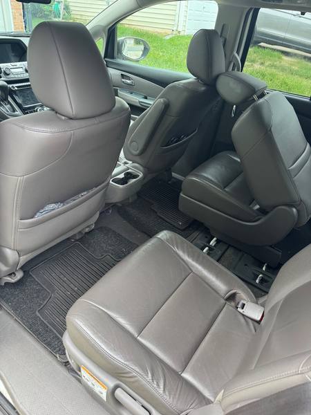 Before: Seats · Full detail · Honda Odyssey · Morrisville · Aug 16